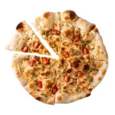 Фокачча с оливками, помидорами и орегано 🌱